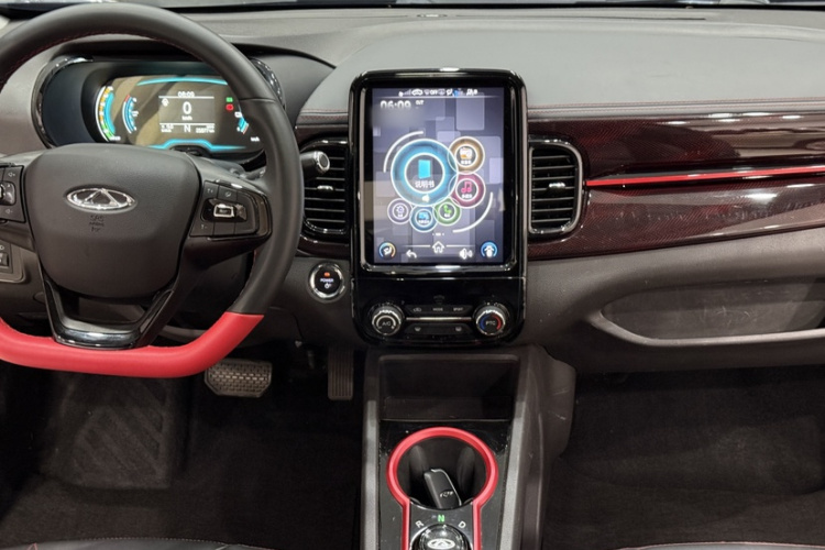 奇瑞 小蚂蚁 2022款 甜粉款 半糖版 磷酸铁锂 29.2kWh 30kW 301km局部细节16