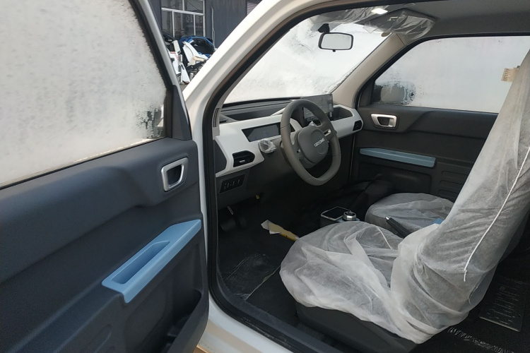 吉利银河 2024款 熊猫mini 200km 耐力熊中控内饰20