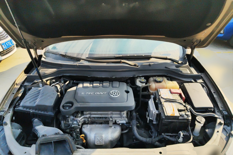 别克 英朗 2017款 15N 自动精英型局部细节24