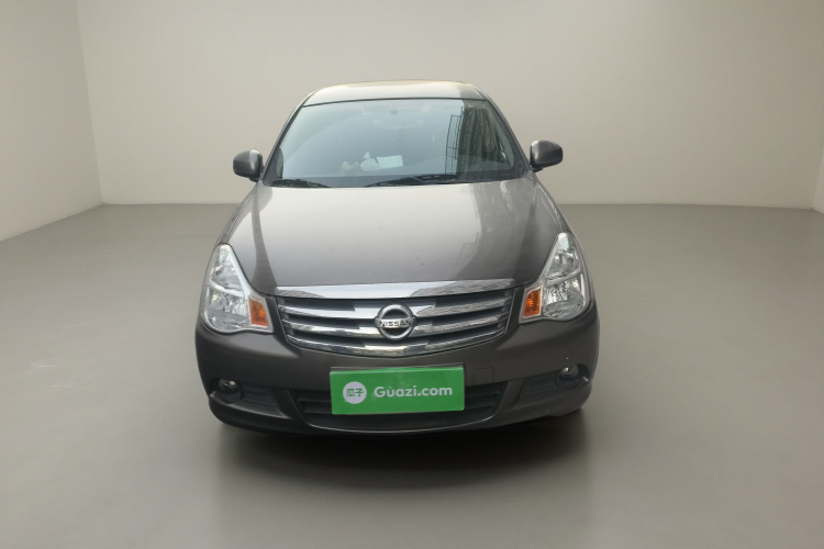 日产 轩逸 2012款 经典 1.6XE 手动舒适版车身外观2