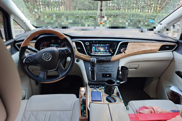 别克GL8 2018款 ES 28T 舒适型 国VI中控内饰12