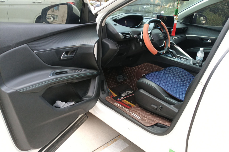 标致5008 2021款 360THP 5座实力版中控内饰20