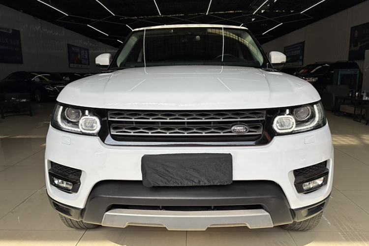 路虎 揽胜运动版 2016款 3.0 SC V6 SE车身外观6001