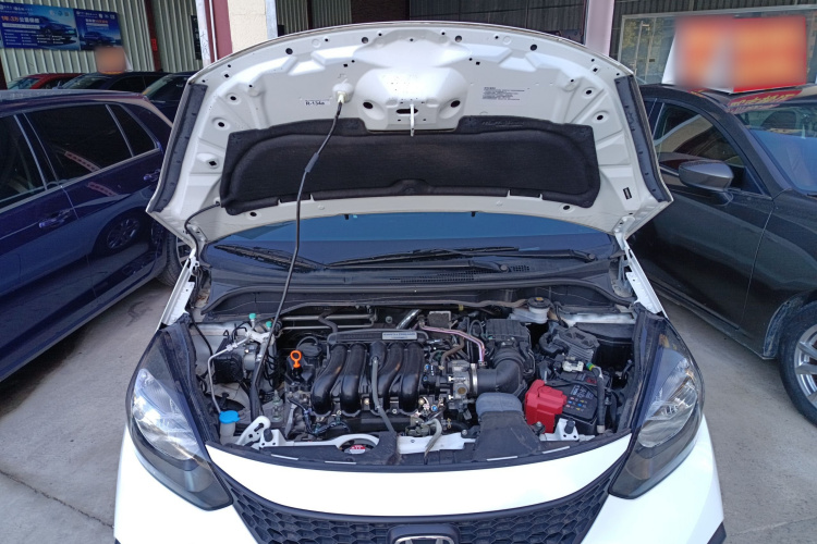 本田 飞度 2021款 1.5L CVT潮享版机舱底盘24