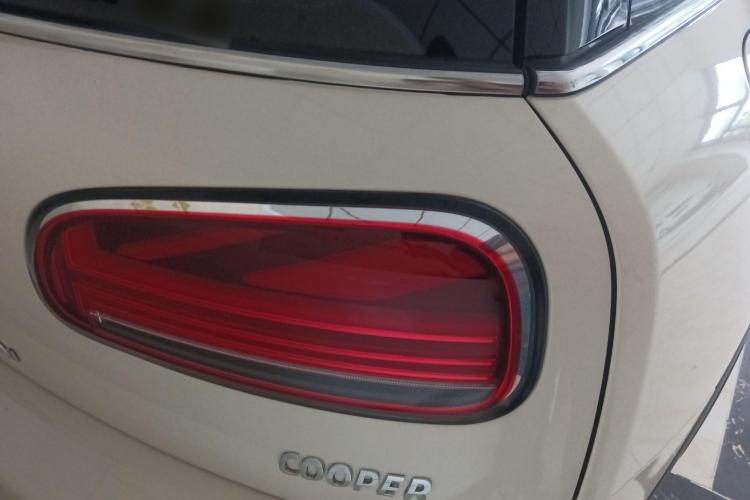 MINI Clubman 2021款 1.5T COOPER车身外观9