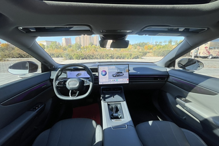 领克07 2024款 EM-P 126长续航 Ultra中控内饰7001