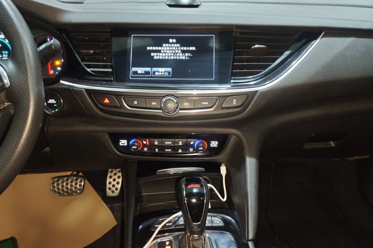 别克 君威 2019款 GS 28T 尊贵型 国VI局部细节16
