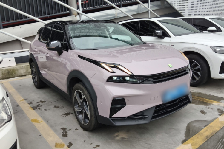 领克06 2025款 Shero 1.5T 紫色特别版车身外观3