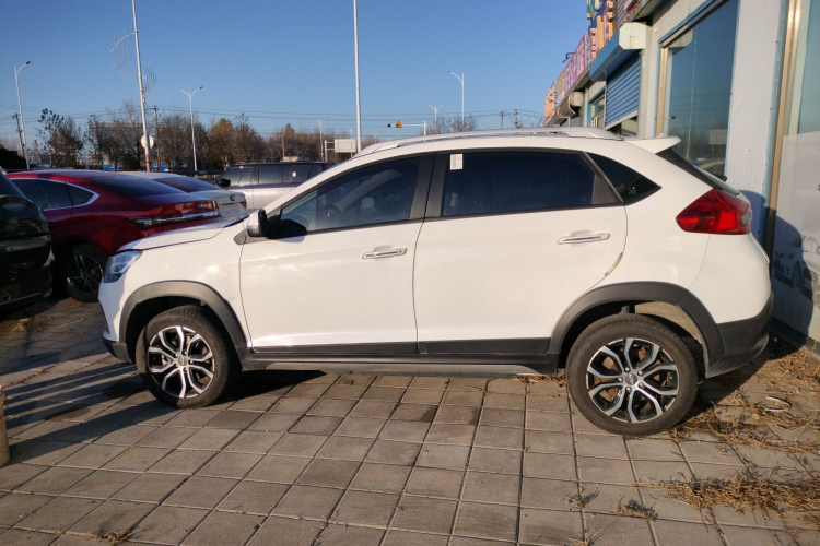 奇瑞新能源 瑞虎3xe 2018款 480 畅行版车身外观6003