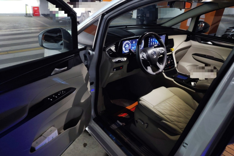 别克GL8 2020款 ES陆尊 653T 舒适型中控内饰20