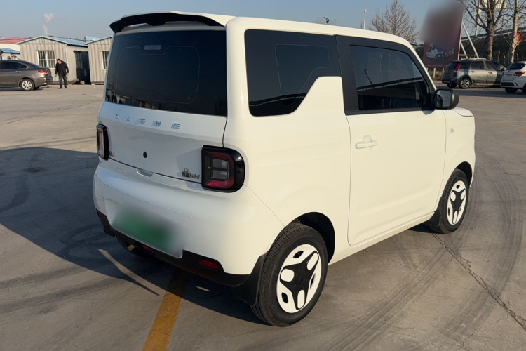 吉利银河 熊猫 2025款 210km 元气熊车身外观6004