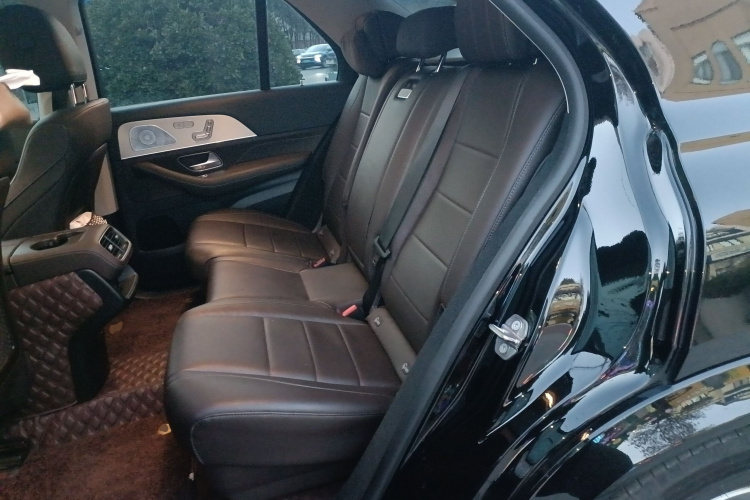 奔驰GLE 2021款 GLE 450 4MATIC 动感型中控内饰21