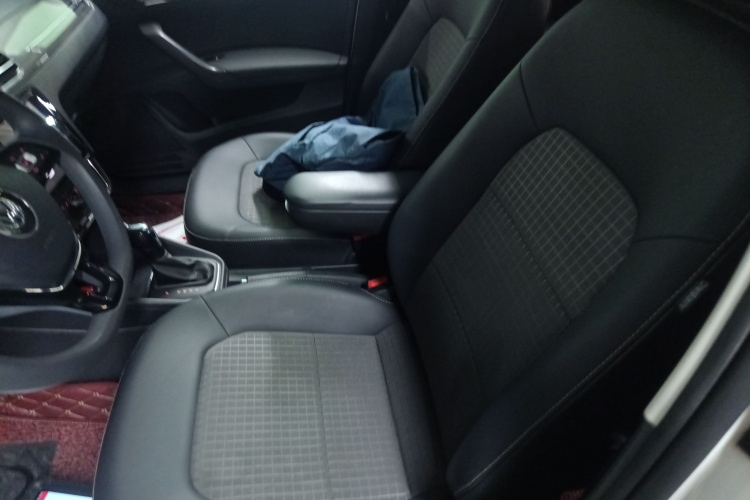 大众 桑塔纳 2016款 1.6L 自动舒适版中控内饰19