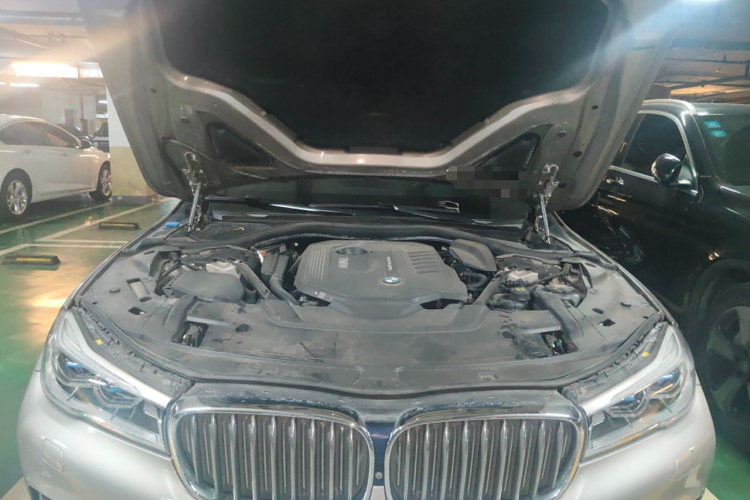 宝马7系 2017款 740Li xDrive 豪华型局部细节24