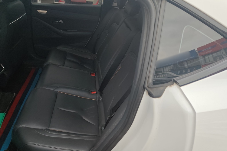 深蓝汽车 深蓝SL03 2022款 515纯电版中控内饰7004