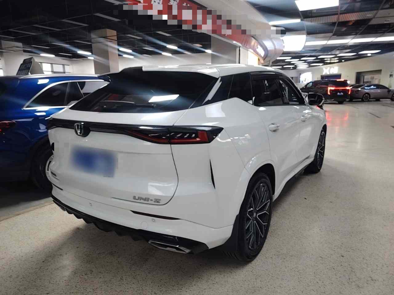 长安UNI-Z 2025款 1.5T 豪华型(4)