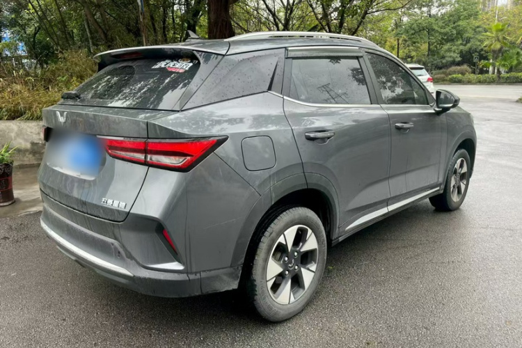 五菱汽车 五菱星驰 2022款 1.5L CVT畅享型车身外观6001