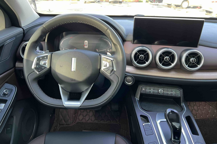 魏牌 VV5 2020款 1.5T 两驱智先锋中控内饰7002