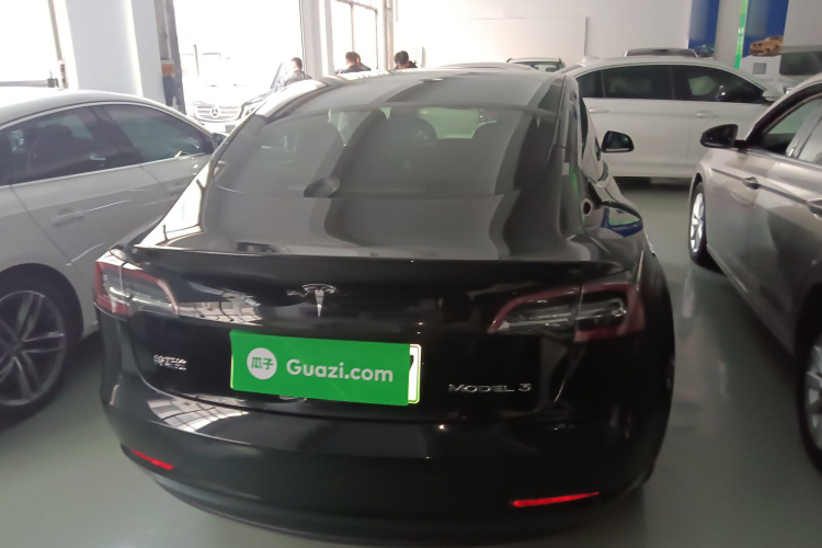 特斯拉 Model 3 2020款 标准续航后驱升级版车身外观6