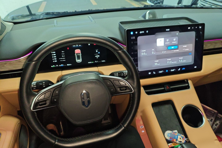 鸿蒙智行 问界M5 2022款 增程四驱至臻版中控内饰7002