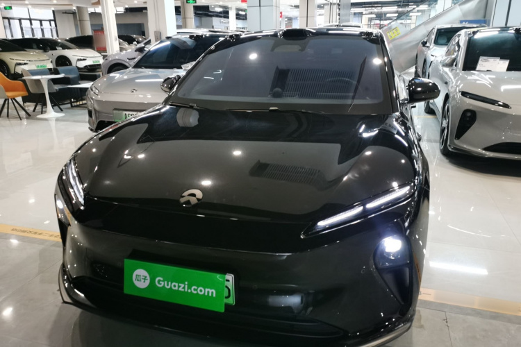 蔚来ET5T 2024款 75kWh Touring车身外观2