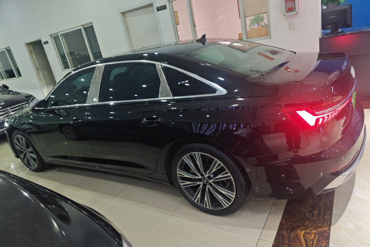 奥迪A6L 2023款 改款 45 TFSI quattro 臻选动感型车身外观6003