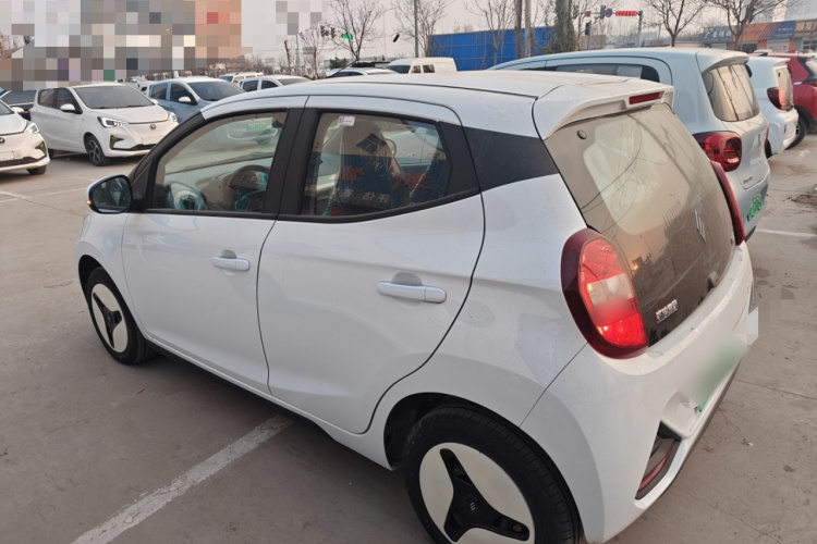 江铃集团新能源 易至EV2 2024款 201km 舒适型车身外观4