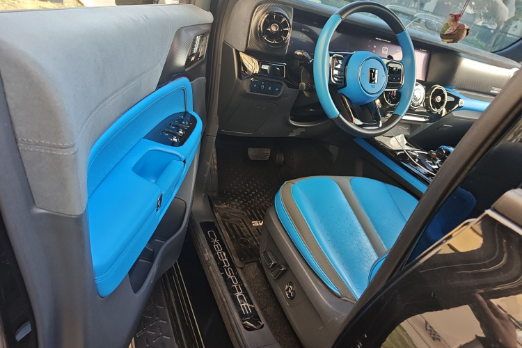超境汽车 共创坦克300 2023款 2.0T 赛博骑士中控内饰20