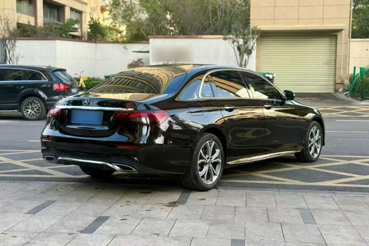 奥迪A4L 2019款 40 TFSI 进取型 国VI车身外观6010