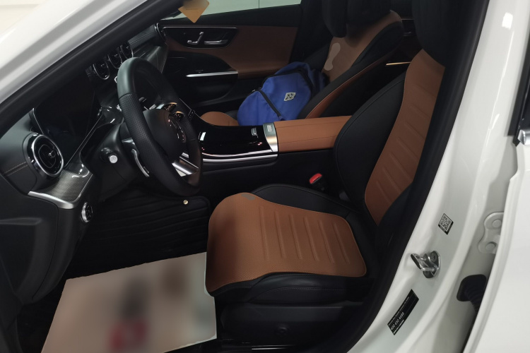 奔驰C级 2023款 改款 C 200 L 运动版中控内饰19