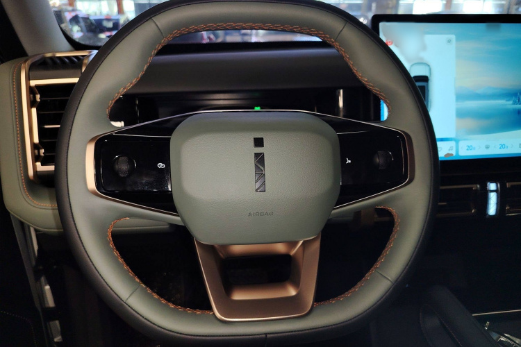 奇瑞iCAR 03 2024款 401km 两驱标准悦潮版局部细节13