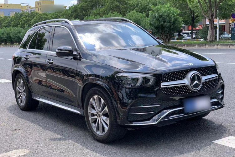 奔驰GLE 2023款 GLE 350 4MATIC 时尚型车身外观6011