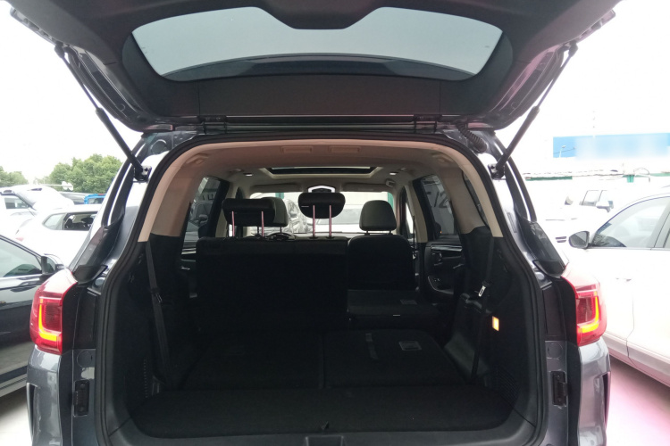 SWM斯威汽车 SWM斯威G05 2019款 1.5T 自动豪华型局部细节23