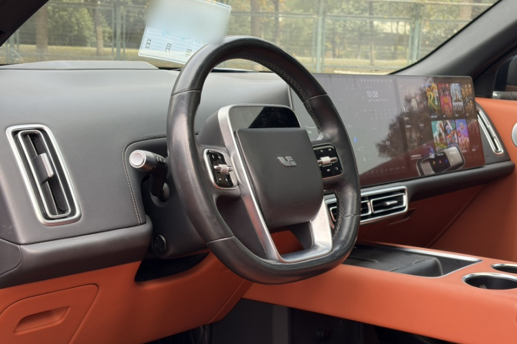 理想汽车 理想L9 2022款 Max局部细节13