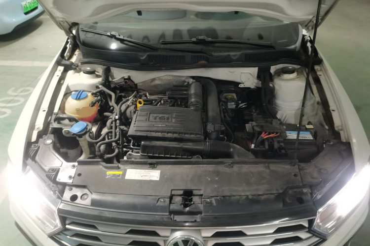 大众 C-TREK蔚领 2018款 230TSI DSG舒适型机舱底盘24