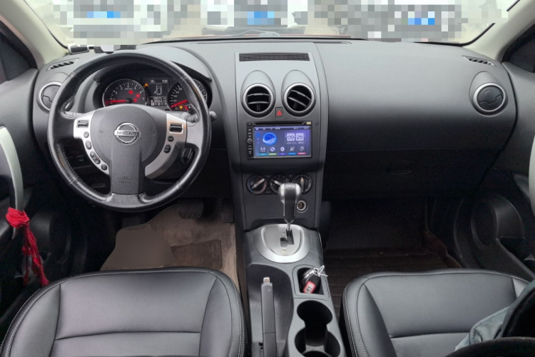日产 逍客 2015款 2.0XL 酷火 CVT 2WD中控内饰12