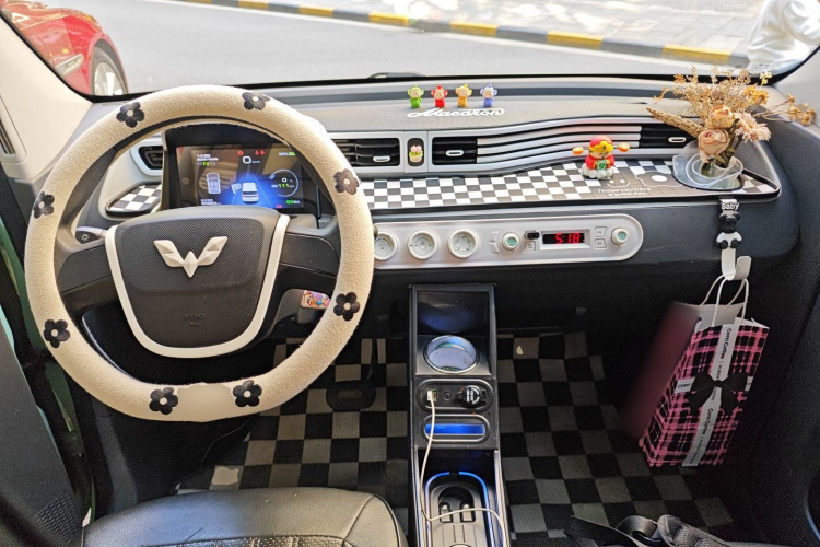 五菱汽车 宏光MINIEV 2021款 马卡龙时尚款 磷酸铁锂中控内饰12