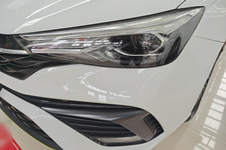 荣威i5 2021款 1.5L CVT铂金版局部细节36