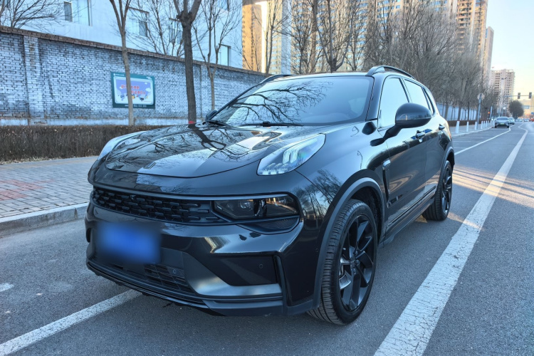 领克01 2021款 2.0TD 四驱暗夜版车身外观1