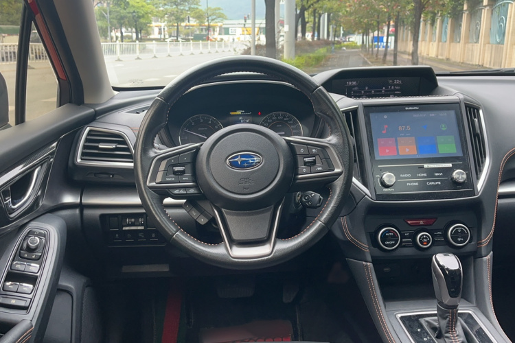 斯巴鲁XV 2018款 2.0i 全驱豪华版EyeSight局部细节13