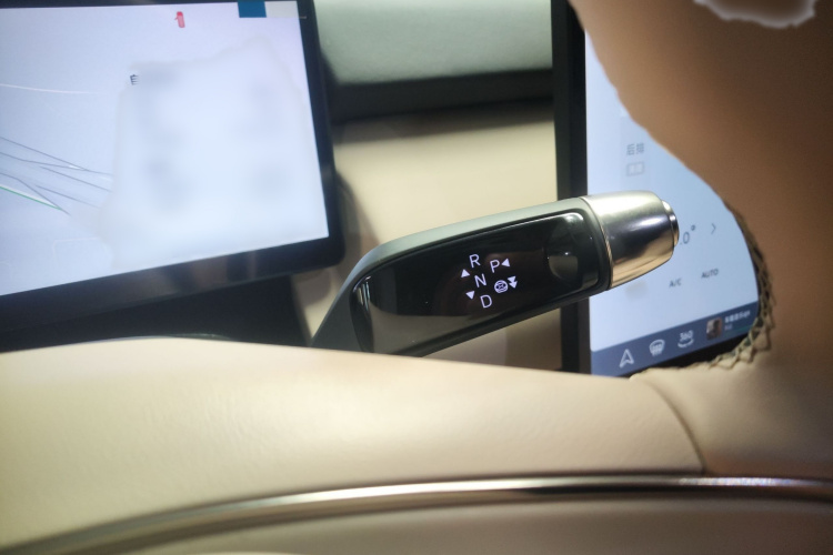 小鹏P7+ 2024款 超长续航 Max局部细节18