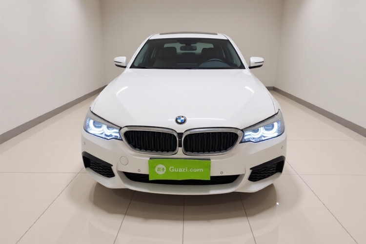 宝马5系 2019款 改款 525Li M运动套装车身外观2