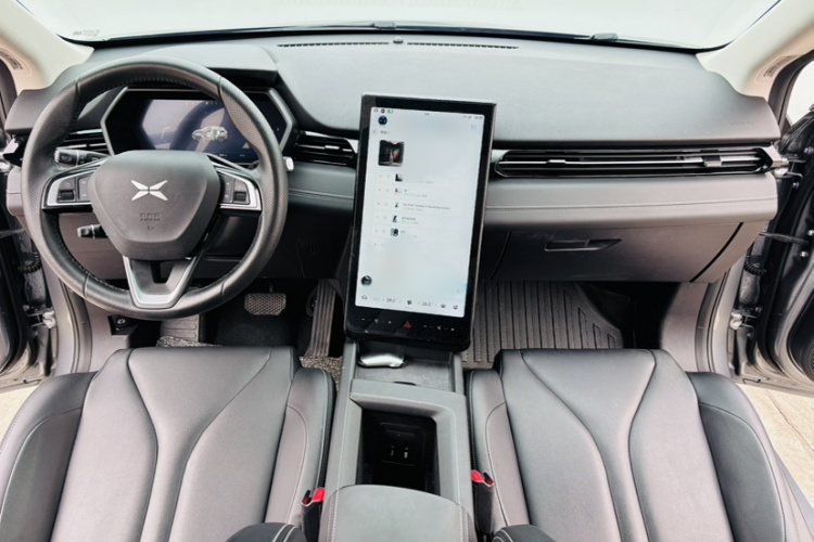 小鹏G3 2021款 G3i 520G+车身外观6011