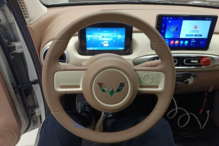 五菱汽车 宏光MINIEV 2025款 四门版 进阶款中控内饰13