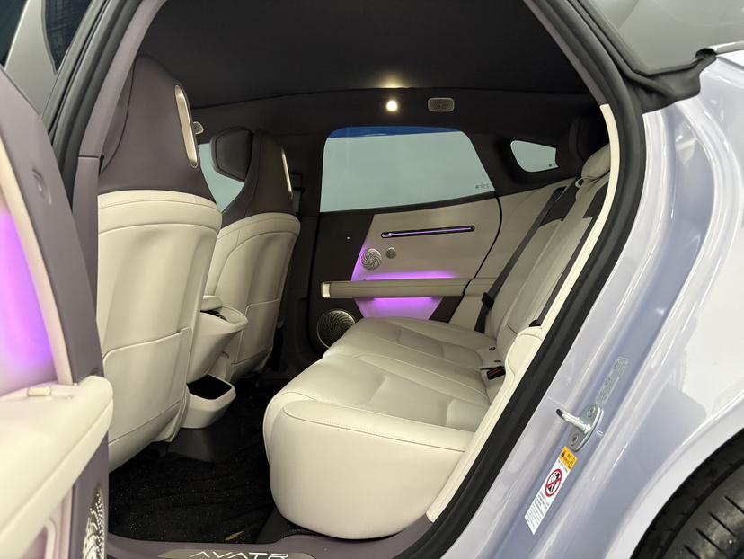 阿维塔06 2025款 Pro纯电版