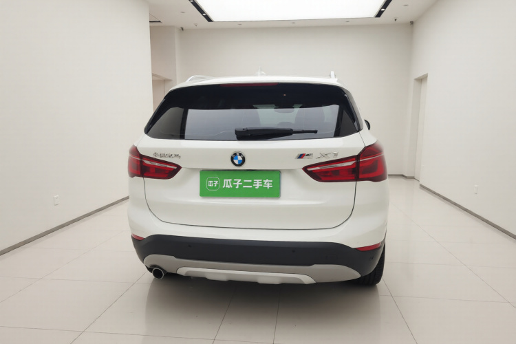 宝马X1 2018款 sDrive18Li 尊享型车身外观6