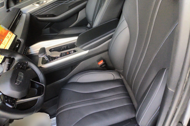 吉利汽车 星瑞 2025款 东方曜 1.5TD 昆仑版局部细节19