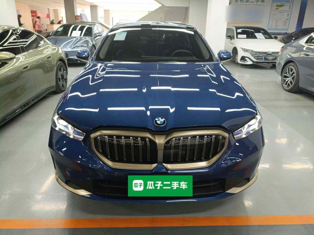 宝马5系 2024款 530Li 尊享型 豪华套装(1)