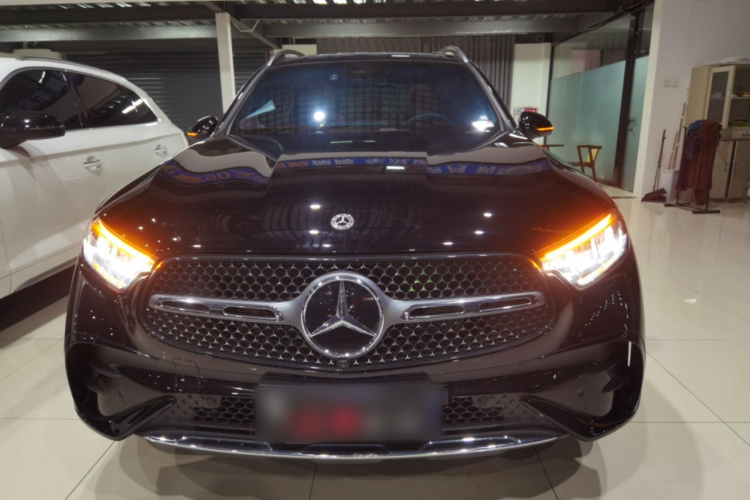 奔驰GLC 2024款 改款 GLC 300 L 4MATIC 动感型 5座车身外观2