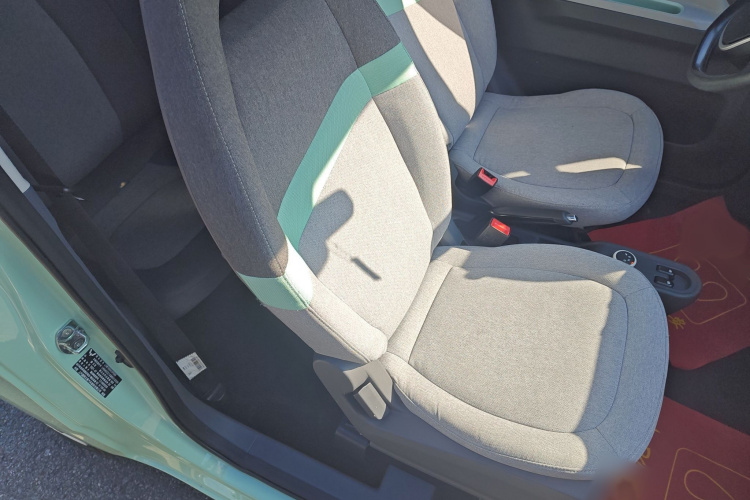 五菱汽车 宏光MINIEV 2021款 马卡龙时尚款 磷酸铁锂局部细节41